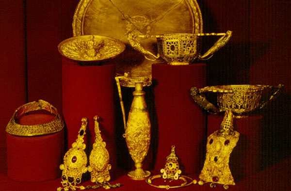 Cloșca cu puii de Aur, Pietroasele - o parte din  tezaurul României de la Moscova